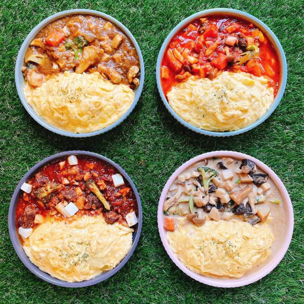 森林小徑文心店享受美食